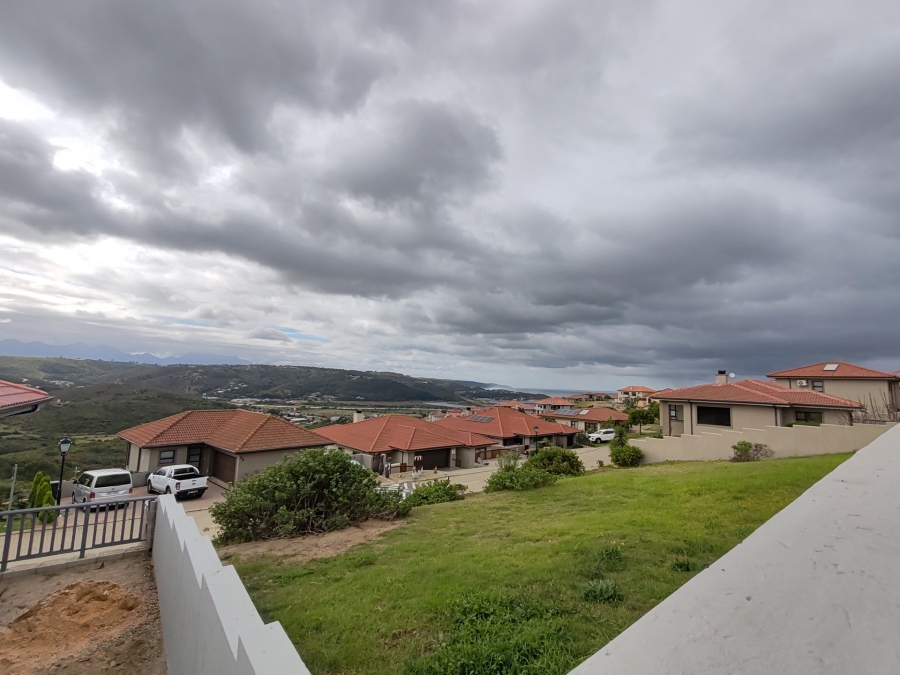 3 Bedroom Property for Sale in Avonddans Western Cape